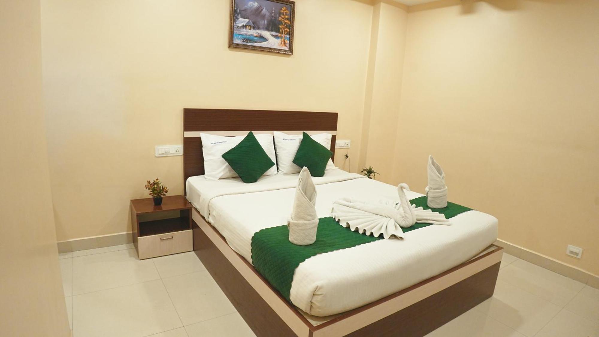 Hotel Mountview Comforts Tirupati Buitenkant foto